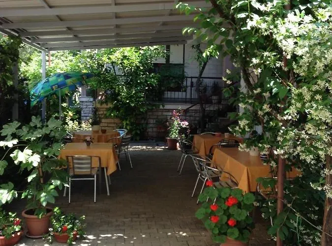 Maison d'hôtes In With Balcony, Air Conditioning, Wifi 5188-1 *