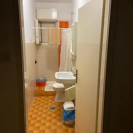 Konukevi In With Balcony, Air Conditioning, Wifi 5188-1 *